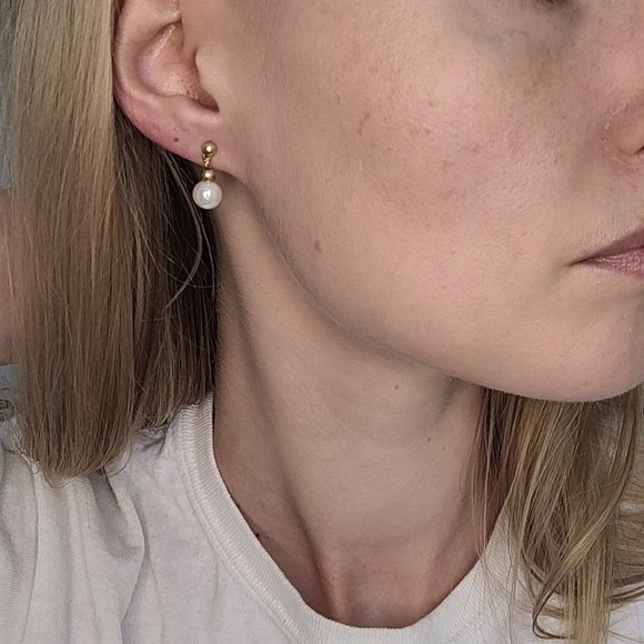 Bundle 2 pair Vintage Minimalist Gold/Pearl Earrings - Picture 3 of 8